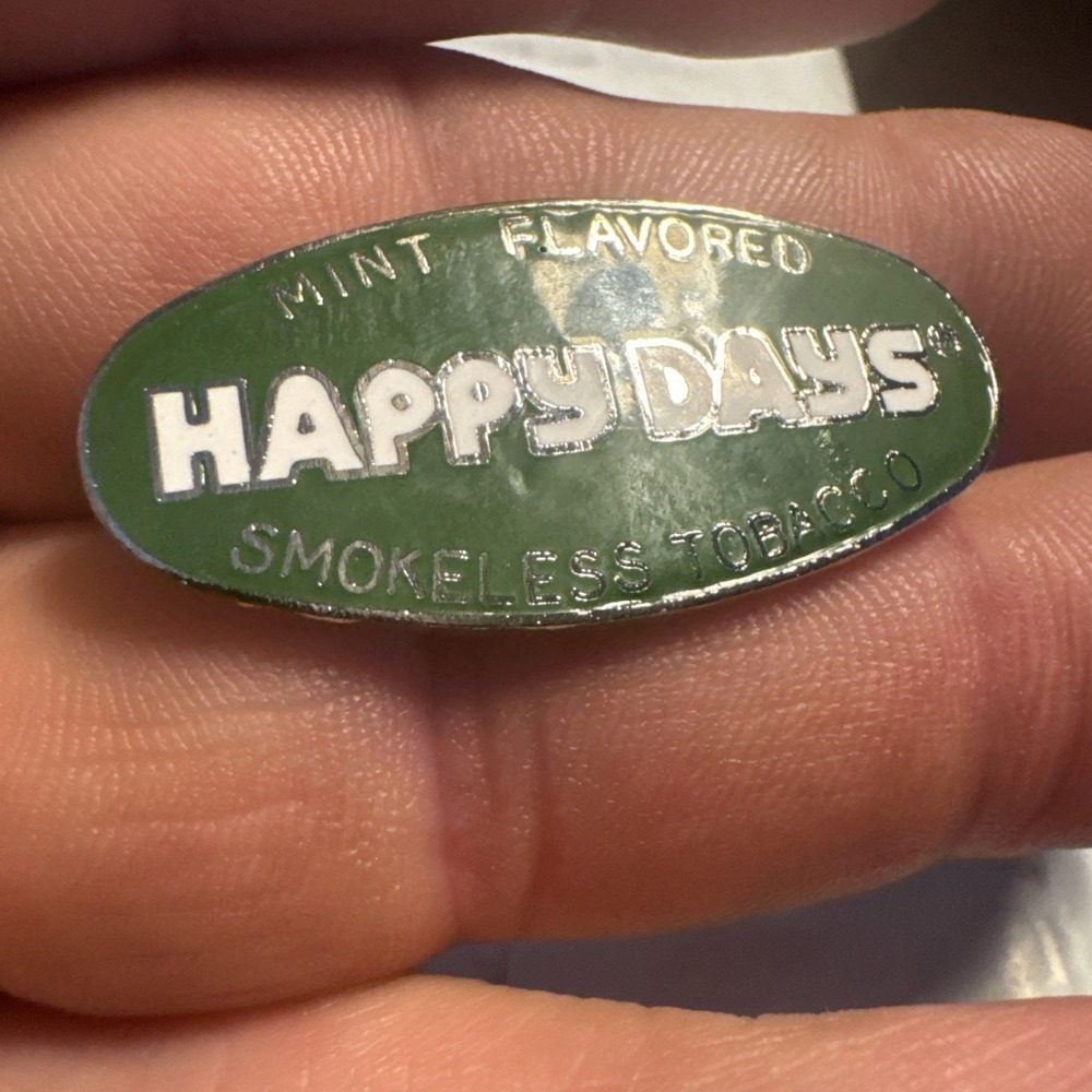 Old Vintage Happy Days Smokeless  Tobacco Hat Coat Lapel PIN Charm